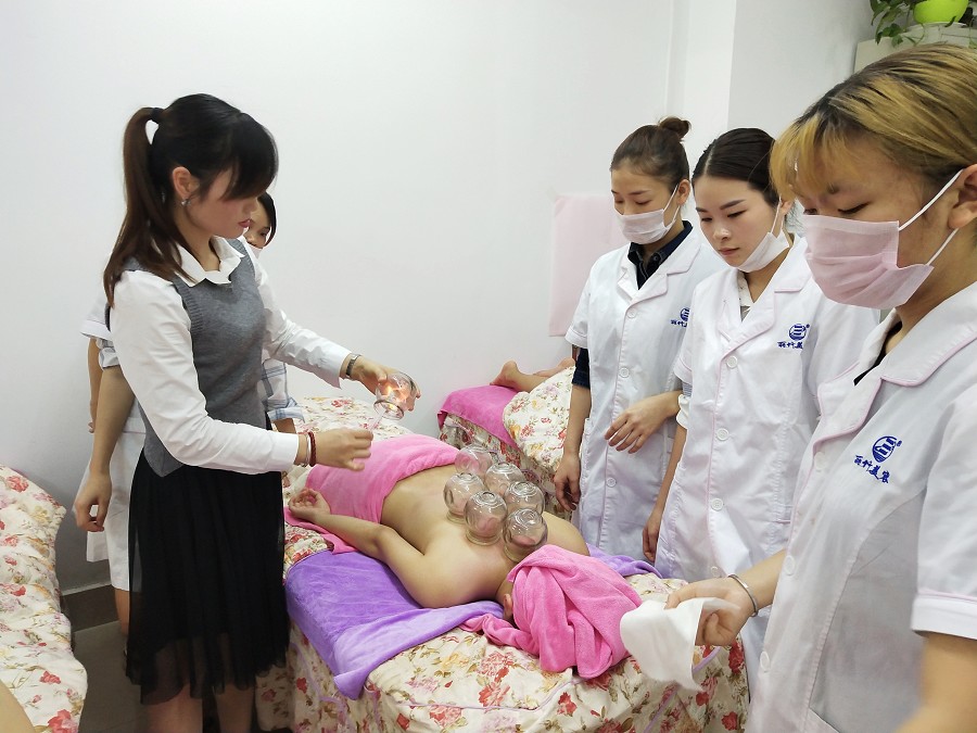 南寧美容師拔罐教學(xué)培訓(xùn)，你了解拔罐嗎