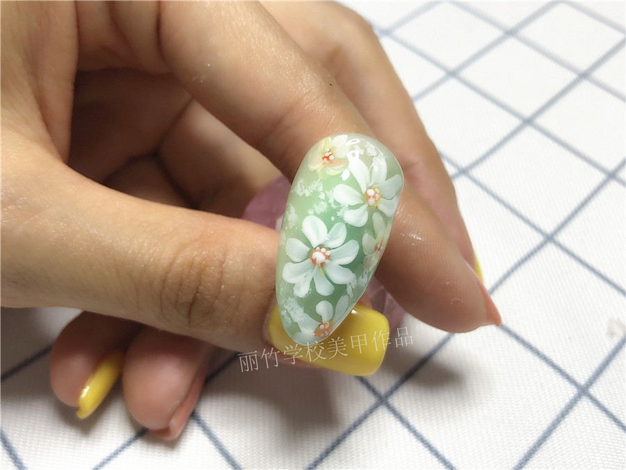 20200420雛菊美甲款式_副本.jpg
