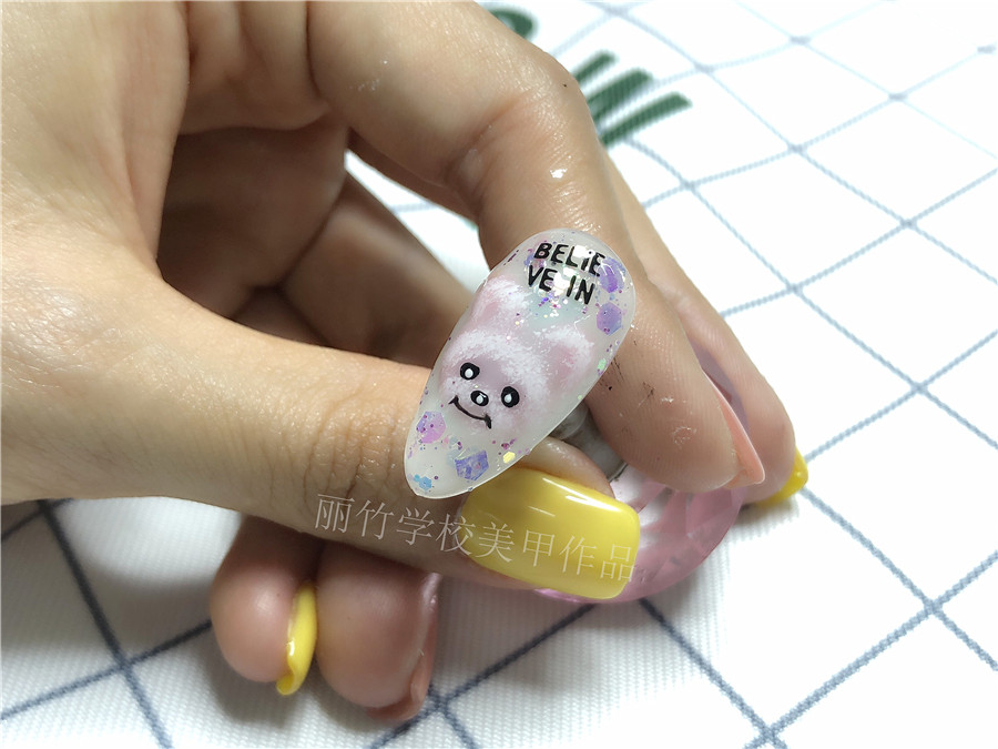 1591596839817968.jpg 20200420可愛(ài)熊美甲款式.jpg