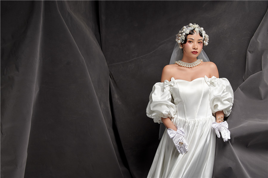 輕奢復(fù)古新娘造型