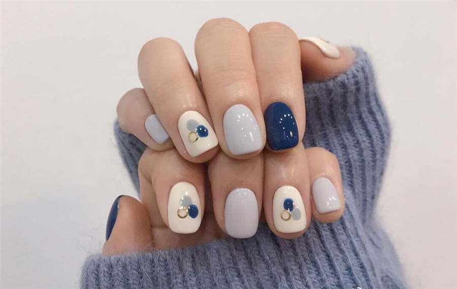 南寧口碑好的美甲學校：清新磨砂春日美甲 