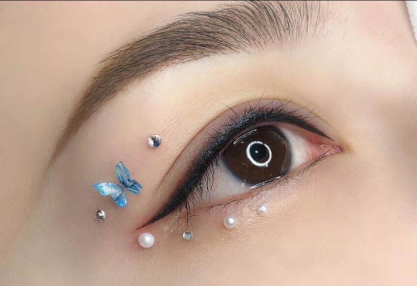 美瞳線設(shè)計(jì)要點(diǎn)概括，南寧有實(shí)力的紋繡學(xué)校分享