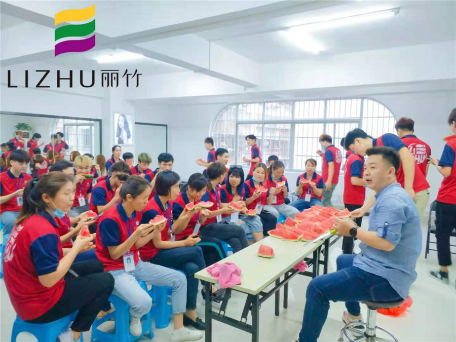 歡迎參加南寧美發(fā)學?！拔鞴吓俊?>
								
								<span id=