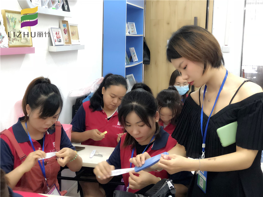 南寧美甲培訓(xùn)學(xué)?；A(chǔ)理論學(xué)習(xí)