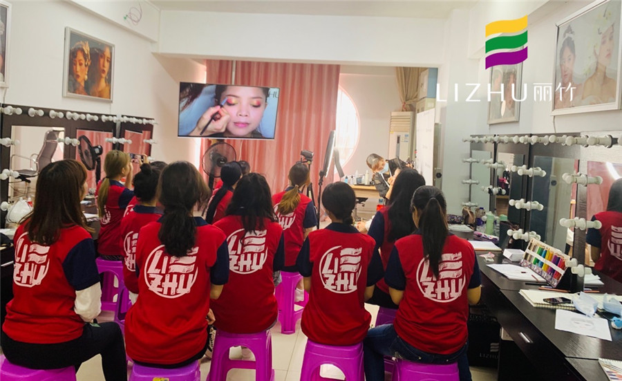 1629129688476389.jpg 1620618704306181.jpg