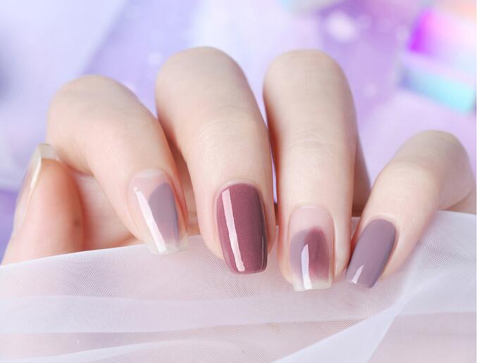 什么是跳色美甲？南寧學美甲的學校分享