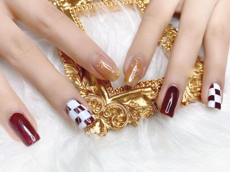 棋盤格美甲，廣西美甲培訓(xùn)作品