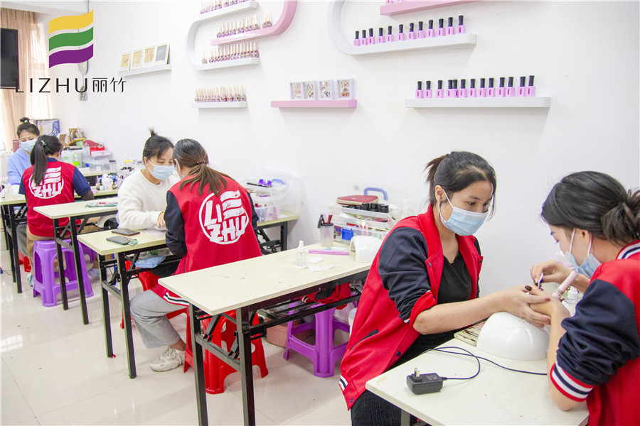 南寧美甲培訓學校基礎班升班考核