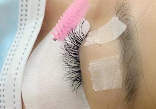 南寧哪里可以學(xué)美睫？南寧美睫學(xué)校哪家專業(yè)？