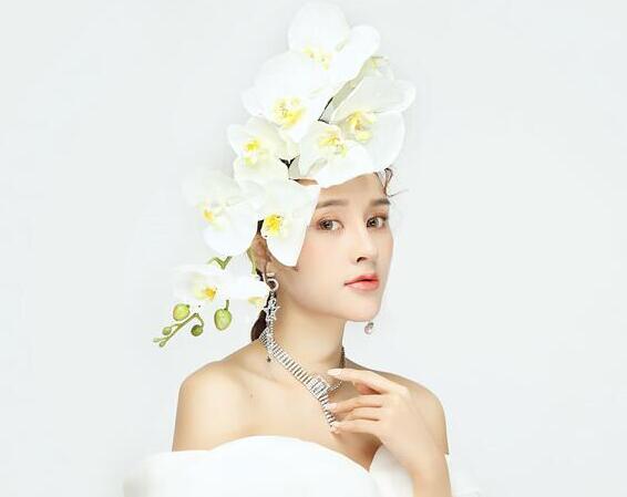 鮮花在彩妝中的重要性 ，南寧化妝培訓(xùn)分享