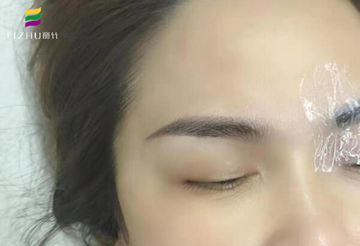 紋眉后如何快速消腫？南寧學紋繡技術