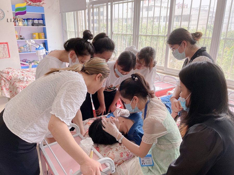 實用紋繡技巧，南寧紋繡學(xué)校為你揭秘