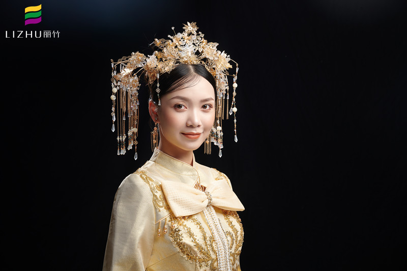 新中式新娘造型，演繹別樣中國美