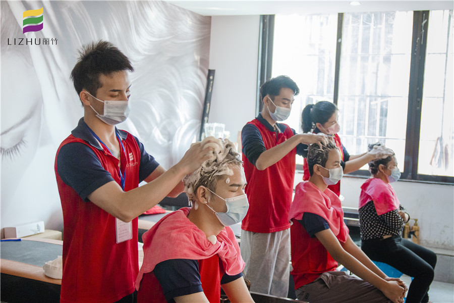 中式洗頭和泰式洗頭，南寧洗頭培訓(xùn)學(xué)校課程