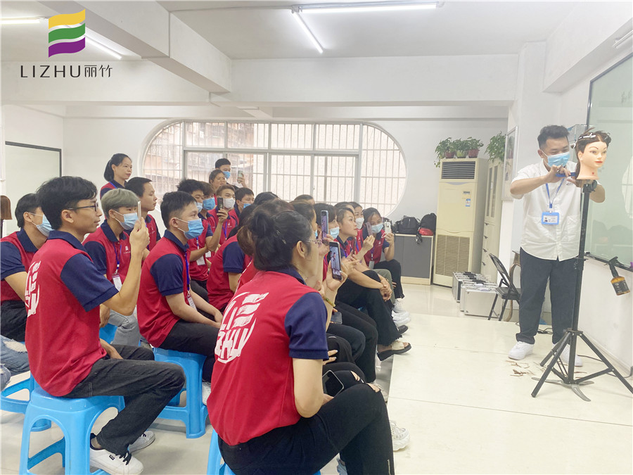 斜前和斜后發(fā)型分區(qū)線知識，南寧剪發(fā)學(xué)校分享