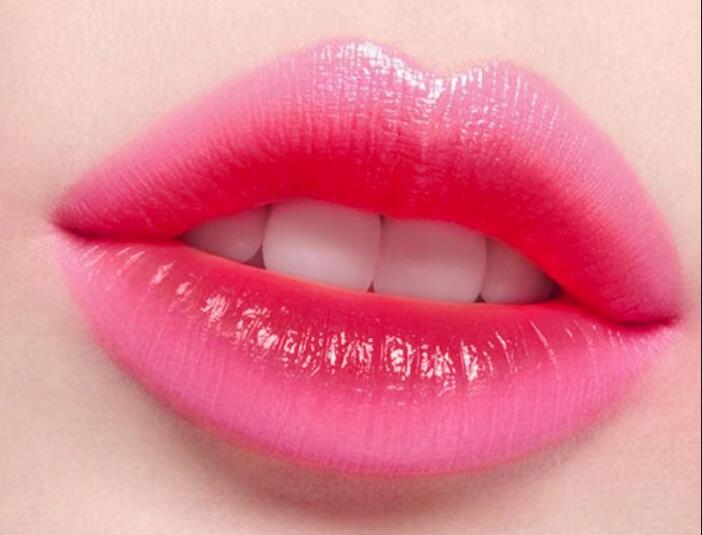 紋唇不同年齡如何選色？廣西眉眼唇學校課程