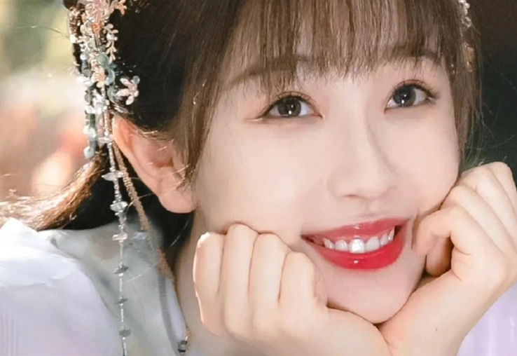 《蒼蘭訣》小蘭花眼妝教程，化妝新手也能擁有