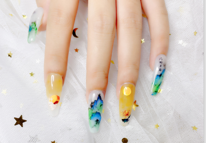 水墨山水美甲 ，廣西美甲學(xué)校彩繪美甲作品