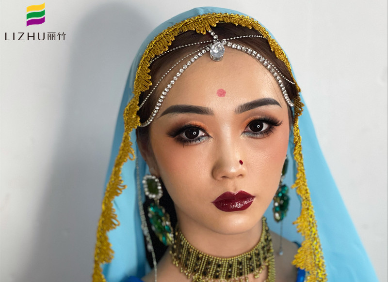 印度舞娘造型 ，性感撫媚又妖嬈