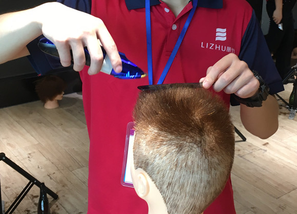 理平頭的技巧，廣西理發(fā)實(shí)訓(xùn)分享