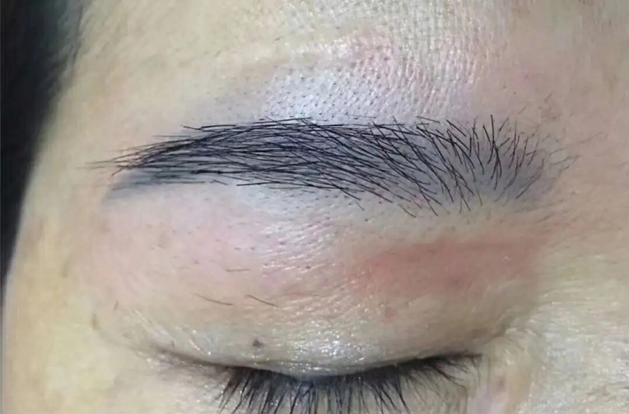 藍(lán)眉和紅眉形成的原因，看南寧紋繡培訓(xùn)正規(guī)學(xué)校哪家好?