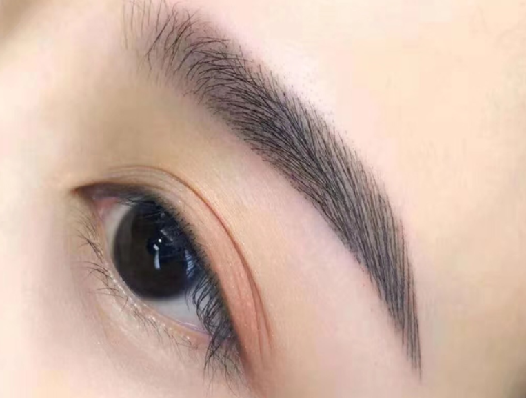 紋眉的價格怎么決定？南寧紋繡十大名校揭秘