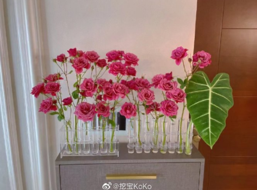 試管花瓶插花，廣西南寧花藝師培訓(xùn)學(xué)校分享浪漫