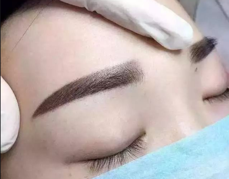 紋眉發(fā)生排斥怎么辦？零基礎(chǔ)學(xué)紋繡廣西