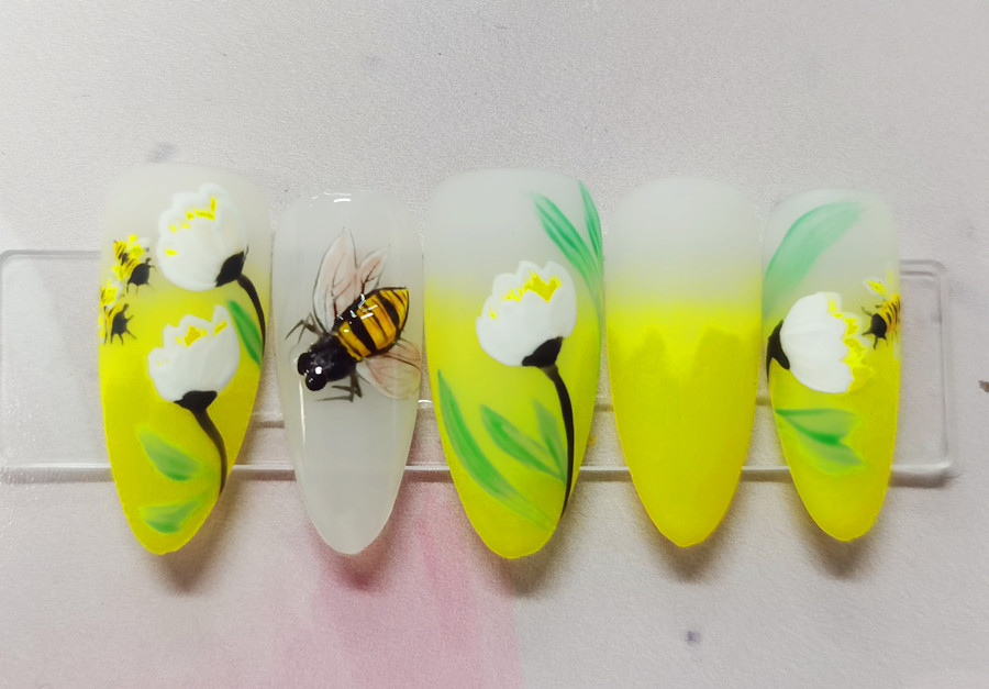 馬卡龍美甲，廣西美甲培訓(xùn)學(xué)員作品