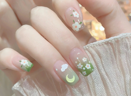 可愛甜心美甲，廣西美甲網(wǎng)紅造型班推薦