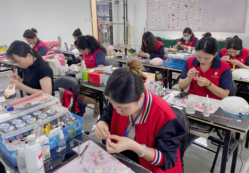 南寧美甲培訓(xùn)創(chuàng)業(yè)課程推薦