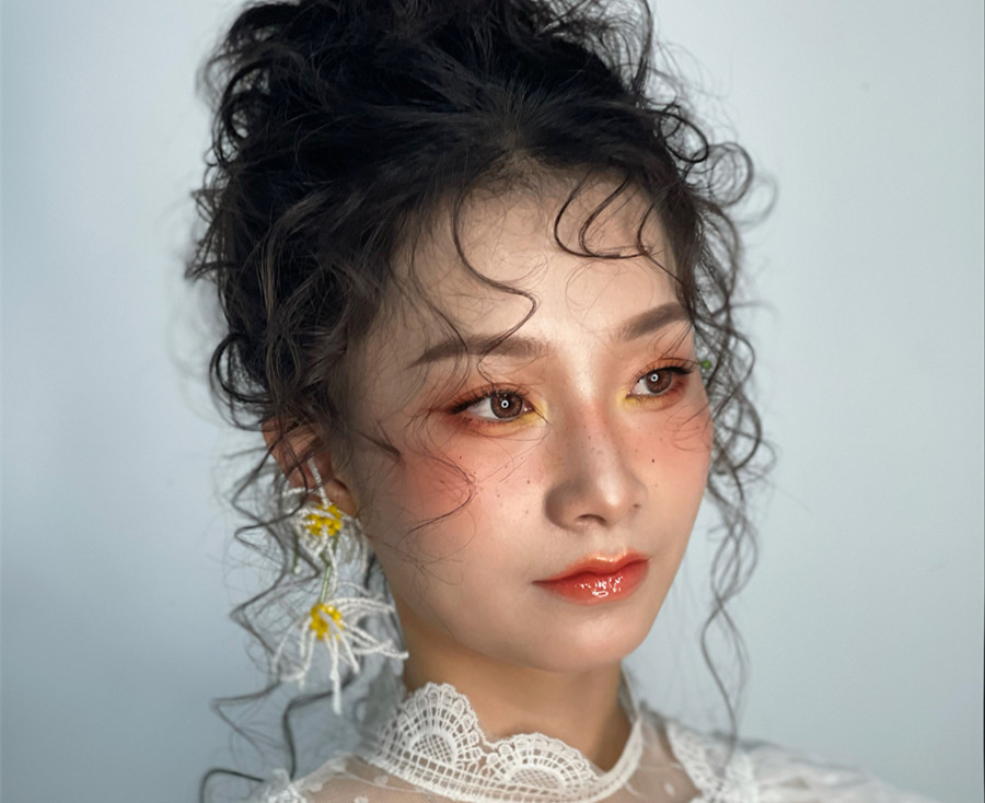 日系風尚新娘，廣西新娘造型彩妝學校作品