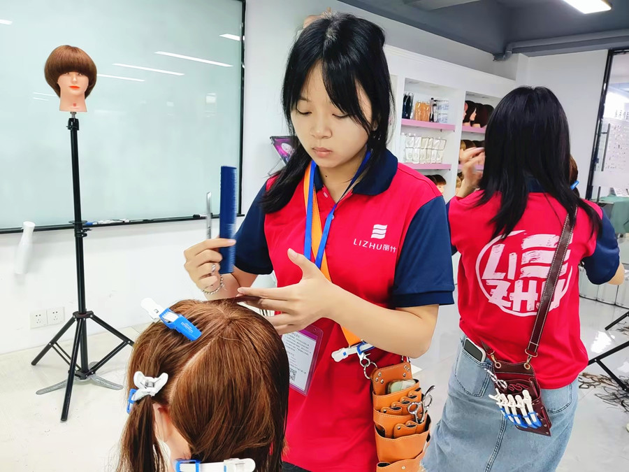 廣西剪發(fā)培訓(xùn)學(xué)校課堂花絮