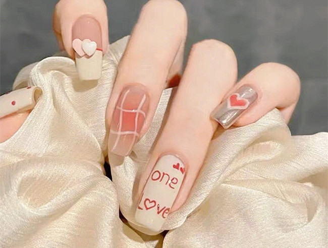 糖果色法式美甲，南寧培訓美甲師推薦