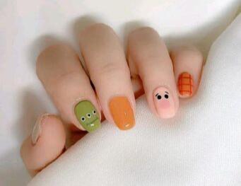 可愛繪畫美甲，南寧美甲培訓中心美甲分享