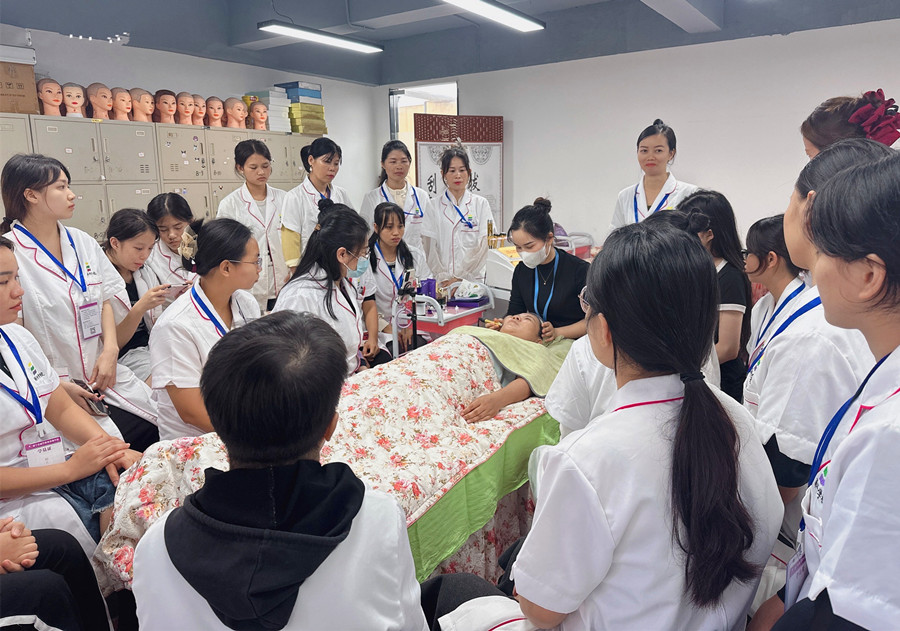 使用美容儀器注意事項(xiàng)，南寧美容儀器培訓(xùn)班教學(xué)