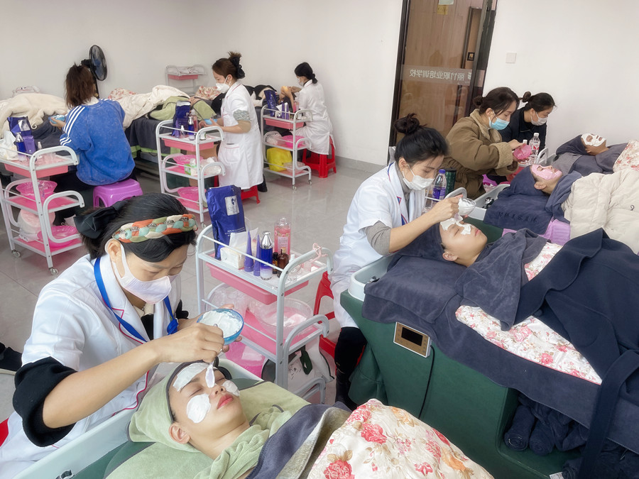 美容基礎(chǔ)教學大綱：冬天敷軟膜的好處