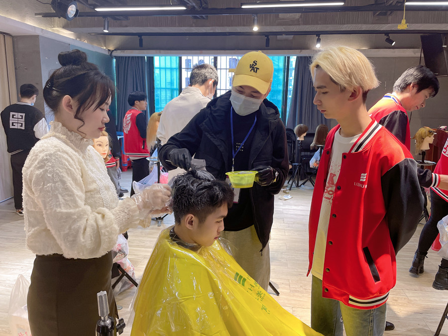 染發(fā)實用技巧，南寧燙染學校作品