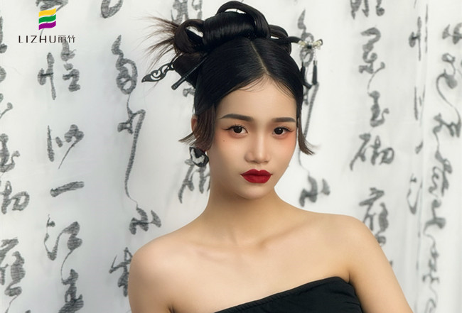 新中式國風造型，廣西化妝跟妝師作品