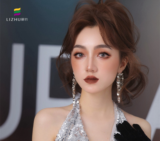 氣質千金新娘，南寧學化妝影樓作品