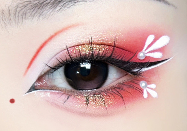 ?玉蘭花眼妝教程，零基礎(chǔ)化妝學(xué)習(xí)