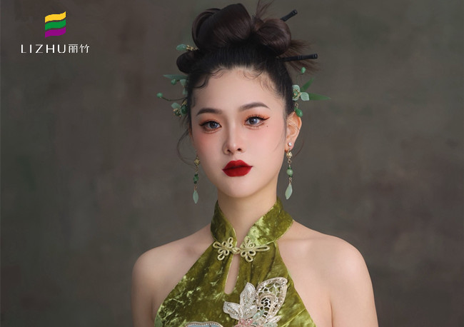 新中式造型，廣西學(xué)化妝形象（麗竹化妝培訓(xùn)）作品