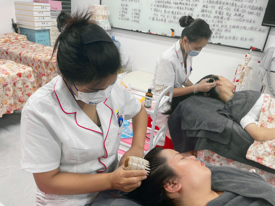頭療養(yǎng)發(fā)基本流程，南寧頭皮養(yǎng)發(fā)護理班實操講解
