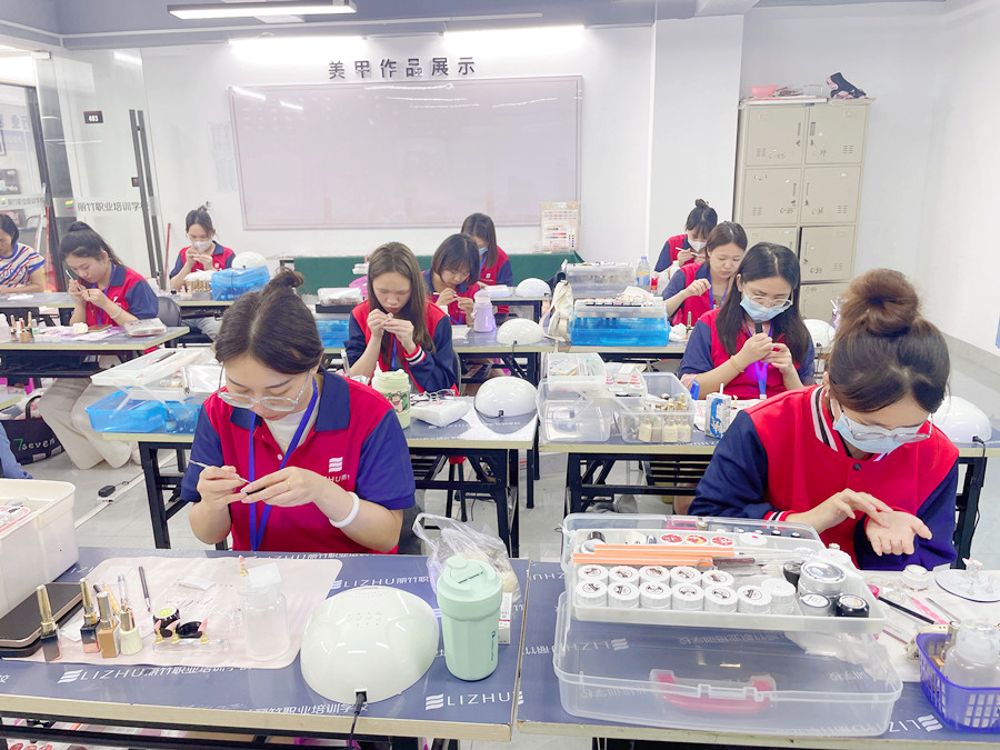 1718942820667702.jpg 4.jpg