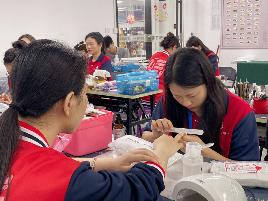 1721098860912423.jpg IMG_5562.JPG