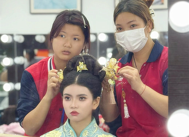 秀禾妝容，用實力展現(xiàn)廣西彩妝學(xué)校哪家有實力？