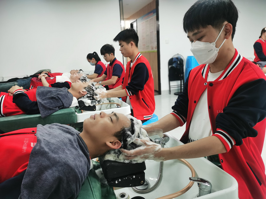 掉頭發(fā)的根本原因，南寧洗發(fā)護(hù)膚培訓(xùn)講解