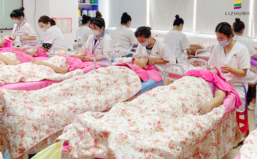 假期還債式護(hù)膚，南寧美容護(hù)膚培訓(xùn)教學(xué)