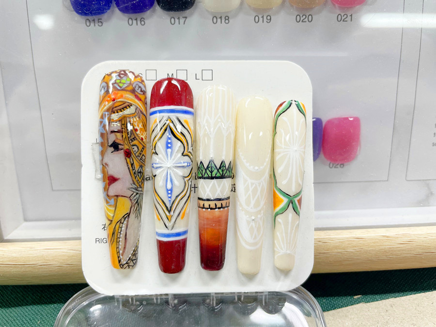 波西米亞美甲，南寧美甲進(jìn)修學(xué)院學(xué)員作品