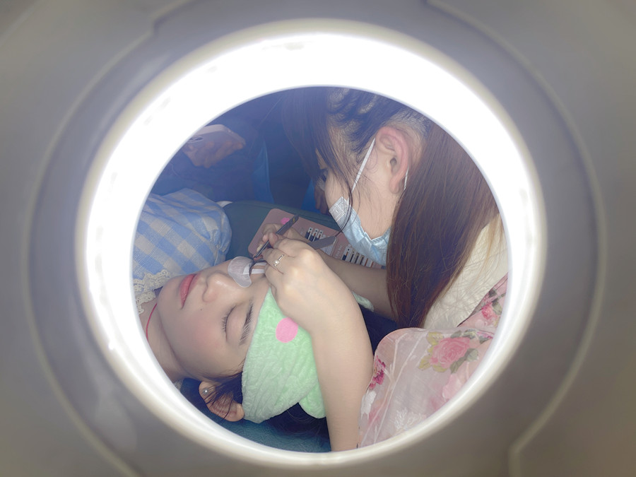 南寧美睫哪里專(zhuān)業(yè)？南寧學(xué)美睫去哪里？